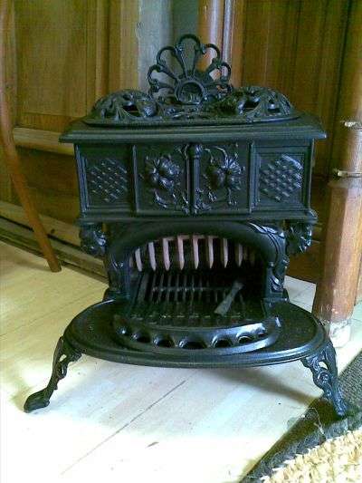 Queen Anne Stove (100% complete)