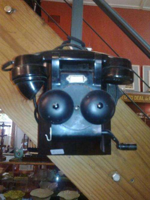 Old Slinger Telephone (Ericsson)