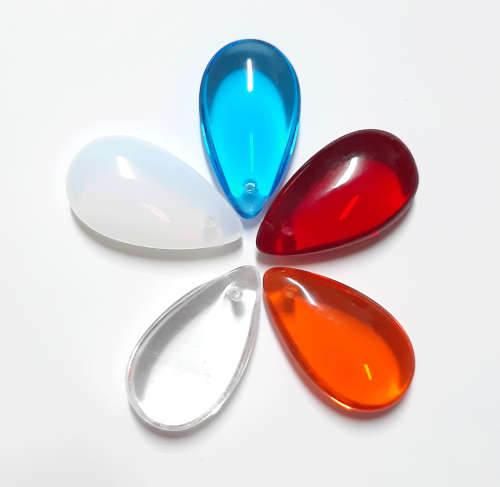 TEARDROP Glass Beads ***RED*** (sold separately)