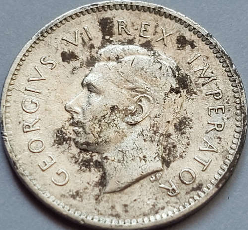 1943 Threepence (3D) `Tickey` 80% Silver