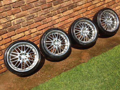 17" mags and tyres