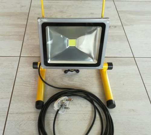30W LED Flood light (With stand and 5m 220v Cable) Multi Purpose light