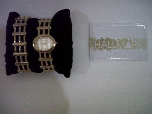 Hall Mark watch with Brace lid and Genuine Pear neckless from Singapore