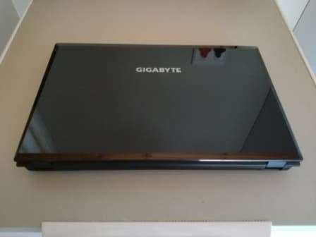 BORN TO GAME, GIGABYTE Q1732 i7, 8GB RAM, NVIDIA 2GB, 750GB, MASSIVE 17.3'' SCREEN, MONSTER MACHINE