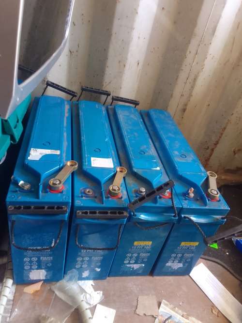 Fiamm Monolite fit 180 solar battery in exceptional condition