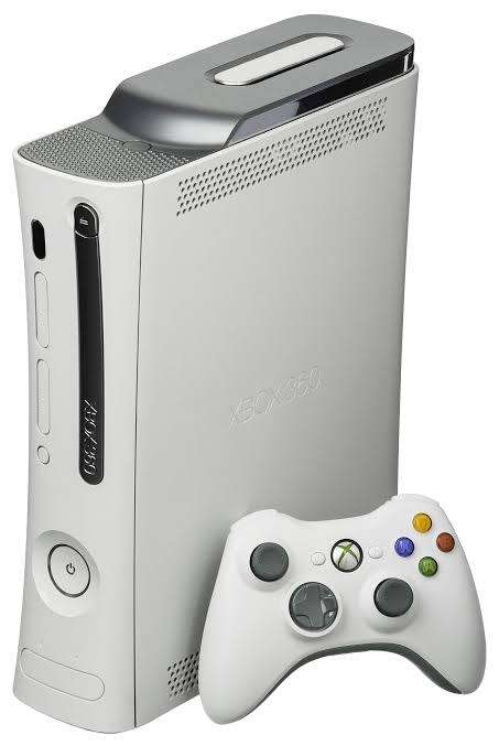 Beautiful Microsoft Xbox 360 20GB Console White in picture perfect condition with accessories in box