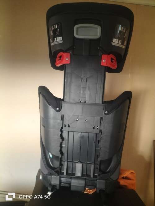 Joie Elevate Car Seat in demo, never been used