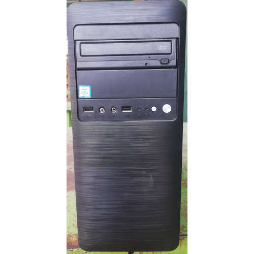 Demo Intel i3, 7th Generation, 500gb, 4gb ddr4 ram, 2.3GHZ, windows, 19'' monitor, keyboard