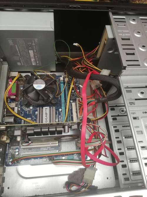 Very Beautiful Gigabyte Tower Computer 500gb, 4gb Ram, 2.33ghz, 1gb graphics card