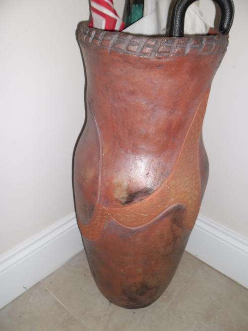 pottery umbrella stand