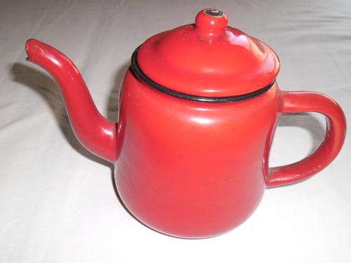 Enamelware coffee pot Red