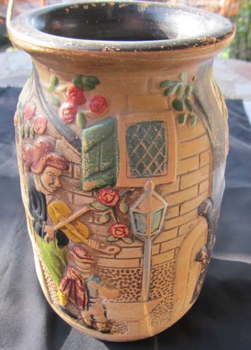 OLD CHARACTER VASE