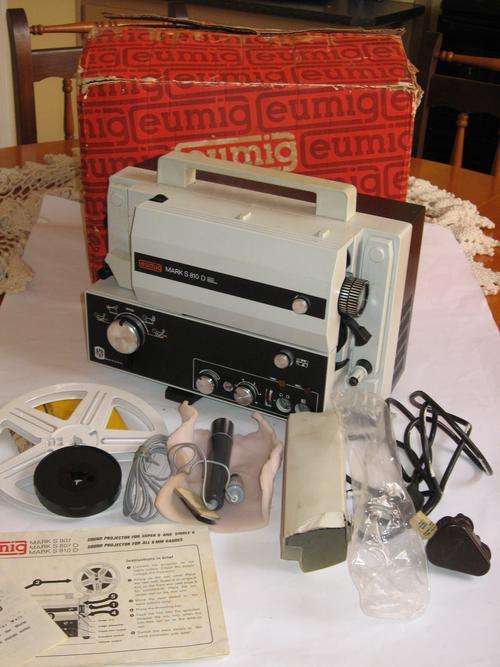 EUMIG  MARK S810D SUPER SINGLE PROJECTOR - WORKING