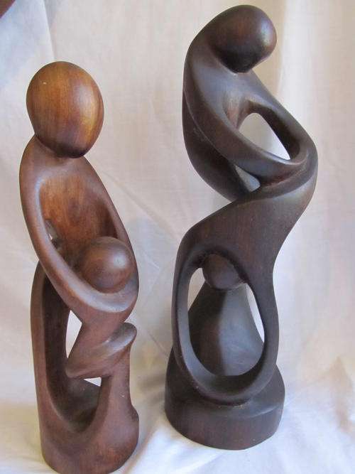 WOODEN ART FIGURINES