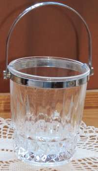 CRYSTAL ICE BUCKET