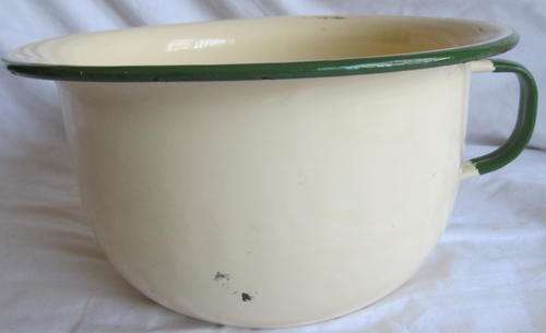 VINTAGE ENAMEL POTTY