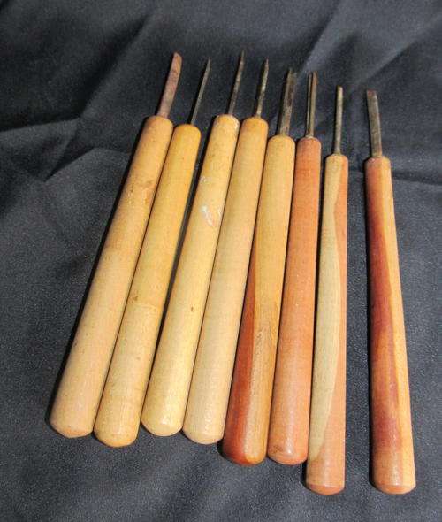 COLLECTION OF WOOD CHISELS