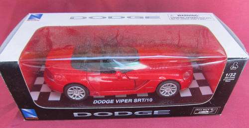 DODGE VIPER DIE CAST CAR - 1:32