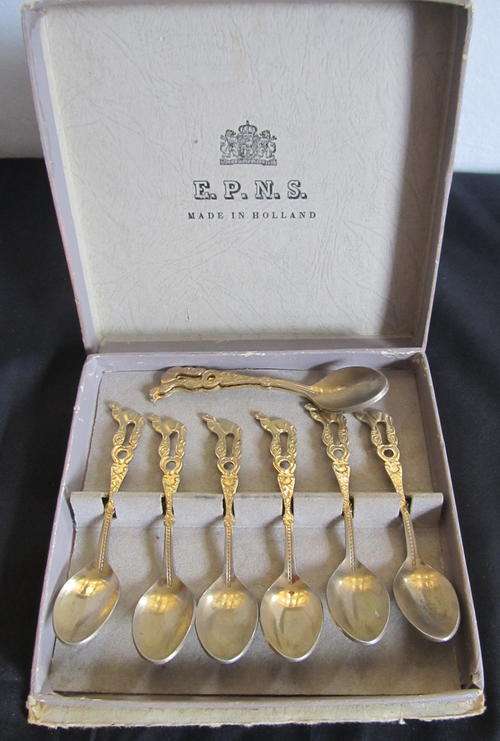 BOXED GOLD PLATED SPOONS