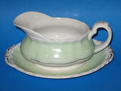 VINTAGE GRINDLEY "Creampetal" GRAVY BOAT and TRAY