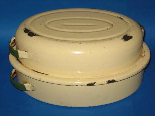 LARGE ENAMEL ROASTING DISH