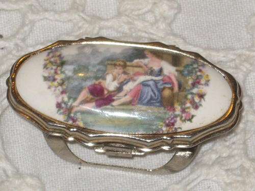 GILTED JAPANESE LIPSTICK CLIP ON MIRROR