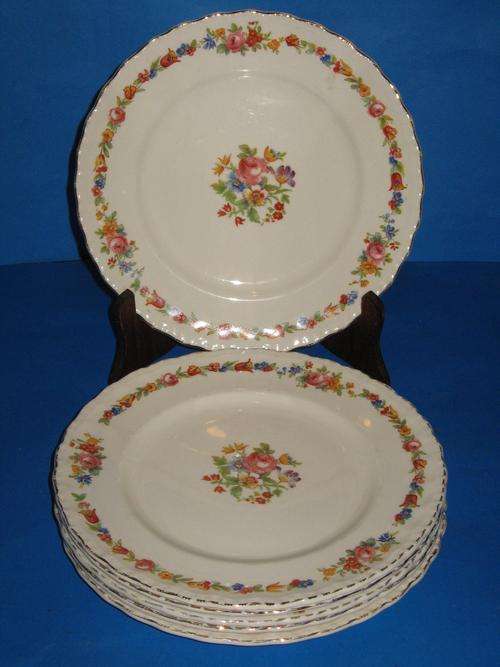 GRINDLEY CREAMPETAL SIDE PLATES