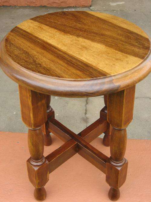 KIAAT OCCASIONAL TABLE