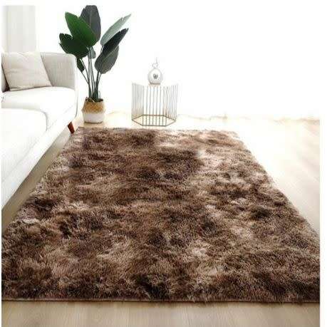 BROWN FLUFFY CARPET