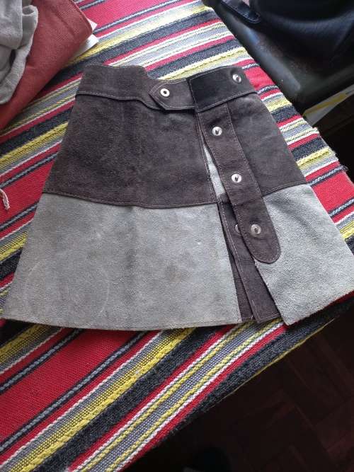 Genuine leather mini skirt