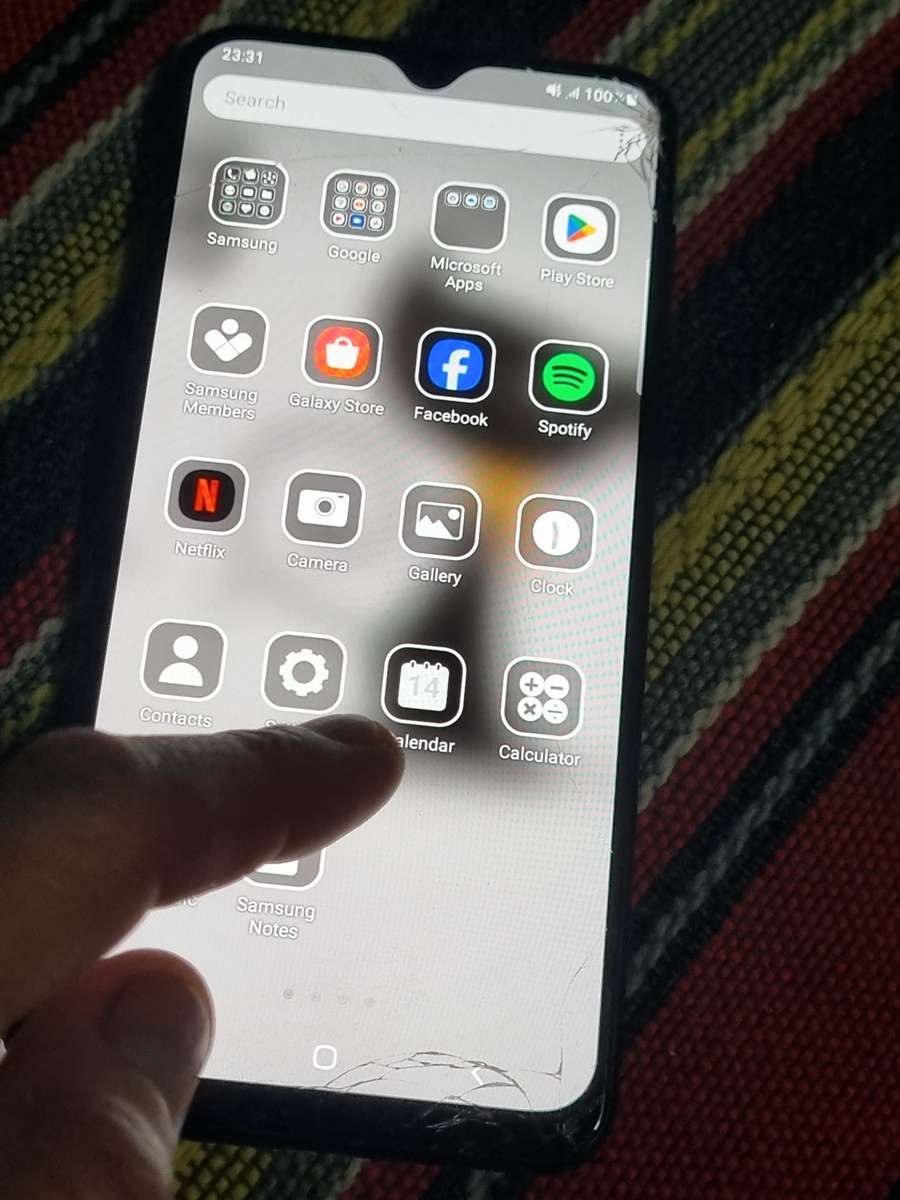 Samsung galaxy A20 phone