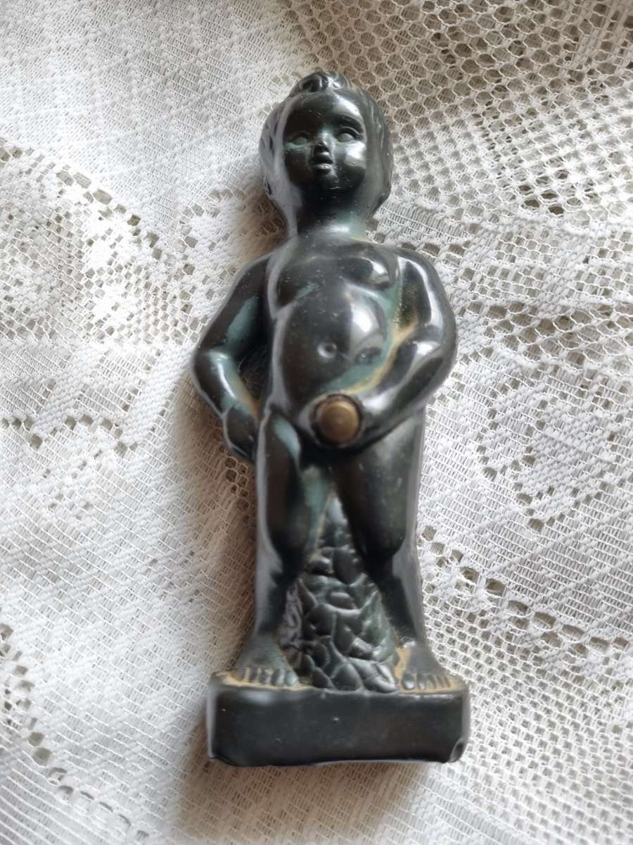 Vintage cigarette lighter