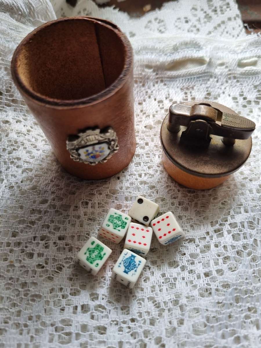 Collectable zippo and dice game in one