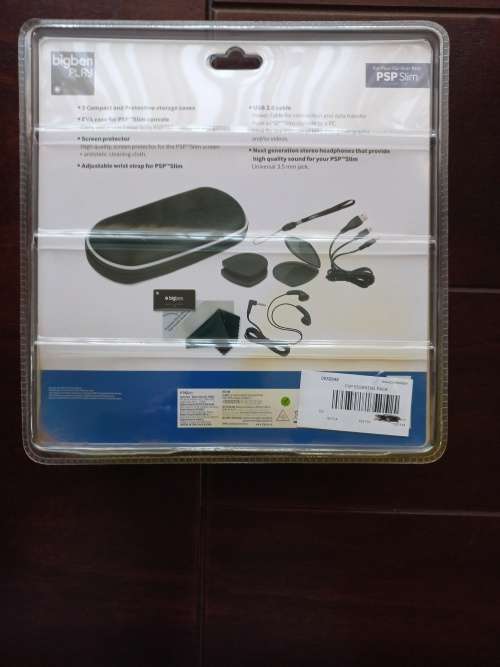 PSP Slim Essentials Pack (Series 2000/3000)