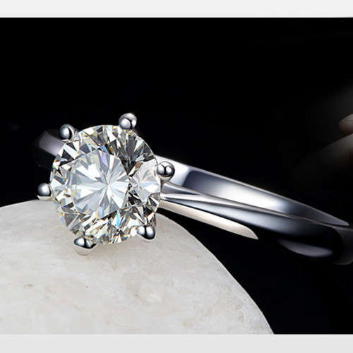 Stunning & Elegant!Solitaire 0.98 Carat Cr.Sim Diamond Ring