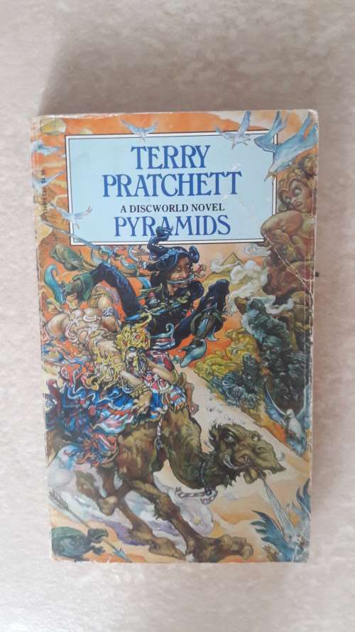 Terry Pratchett - Pyramids