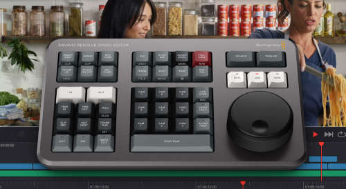 BlackMagic DaVinci Speed Editor (Includes DaVinci Resolve Studio 17) *NEVER USED, in original box