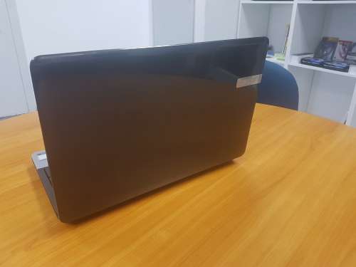 ACER TRAVELMATE P253- MG CORE I7, 8GB RAM, 750GB HDD, GEFORCE 710M