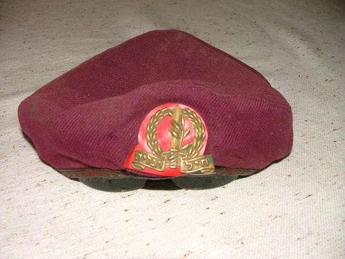 ISRAEL BERET --6 DAY WAR - GUARENTEED ORIGINALL (size small) RSA Bidders only