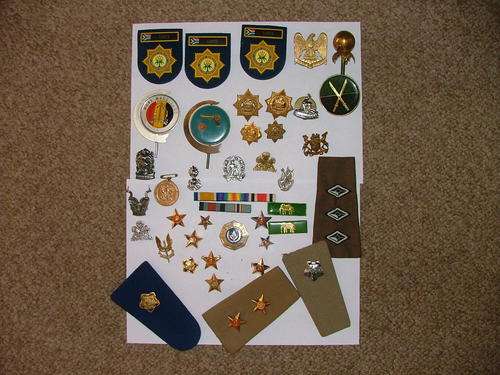 Medals , Insignia etc (All pins , Lugs , Screws intact , except  PP - no suspender) RSA Bidders only