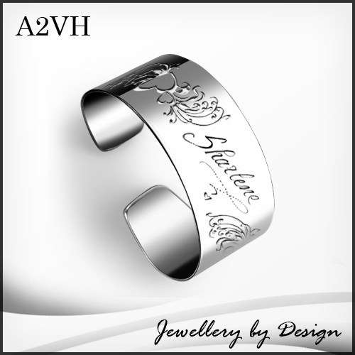 Pooben - Stainless Steel Wide Open Ended Heart Bracelet Plus Free Engraving R40(Med) x 9 units