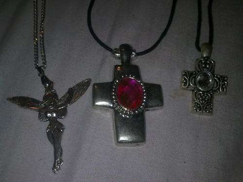 3 X NECKLACES
