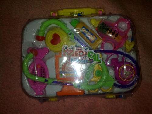 DOCTORS KIT - GREAT FUN