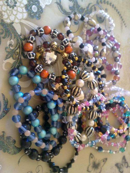 20 X BEADED BRACELETS