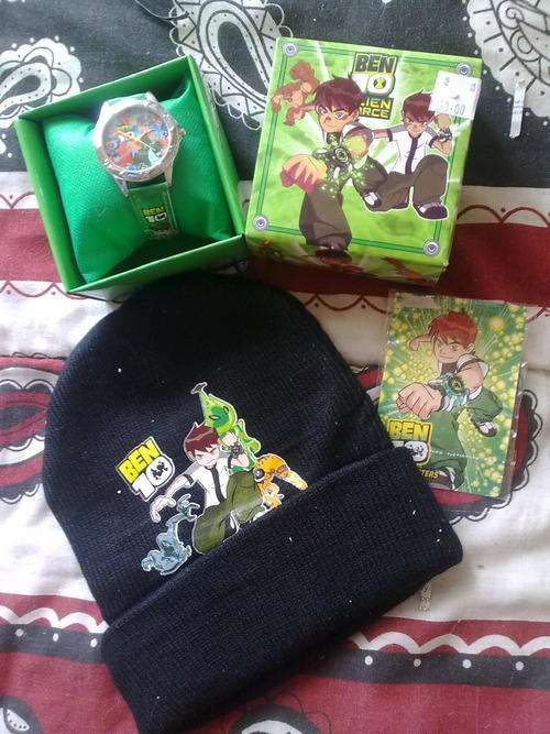 BEN 10 WATCH AND BEANIE