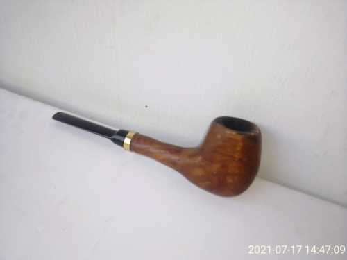 Tobacco hand made genuine wood pipe.