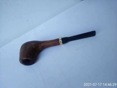Tobacco hand made genuine wood pipe.