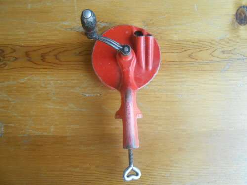 Vintage German Bean Slicer (13 x 27cm)