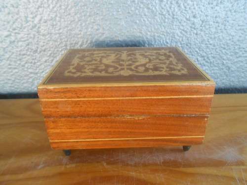 Italiam Made Tiny Music Box (Sadly no longer working, needs repair)