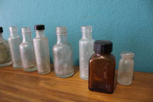 Vintage / Antique Glass Bottle Collection (Collection 10)